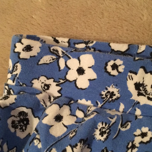 Blue Floral Mini Skater Skirt Size Small Resale - Picture 4 of 9